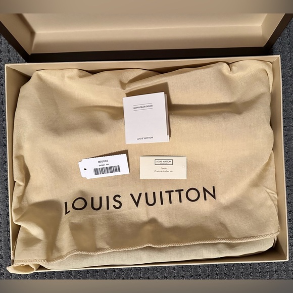 Louis Vuitton BRAND NEW Vintage Monogram Denim Baggy PM Circa 2005 - Picture 4 of 13